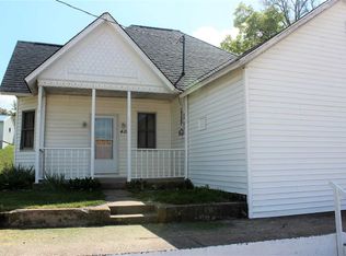 403 Davenport St, Dixon, IA 52745