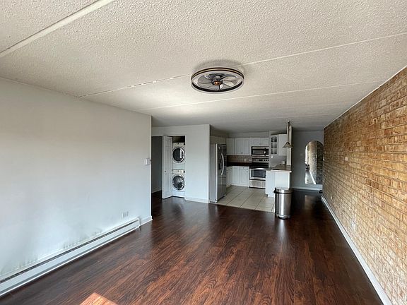 3rd image of 8100 W 87th St APT 3H