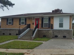 662 Newport Cir, Terrytown, LA 70056