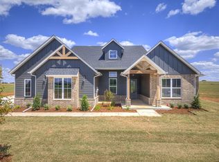 6860 Lakeview Dr, Cashion, OK 73016