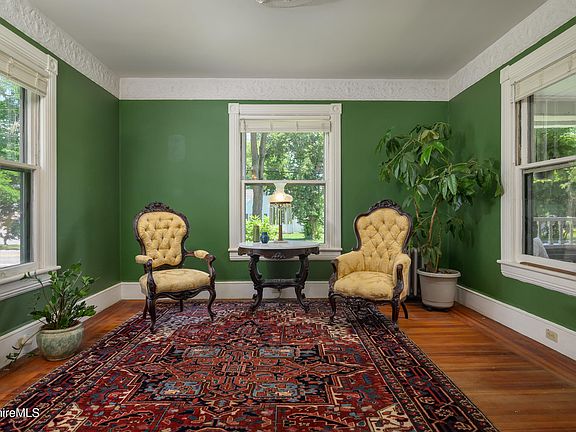 3rd image of 53 Cole Ave