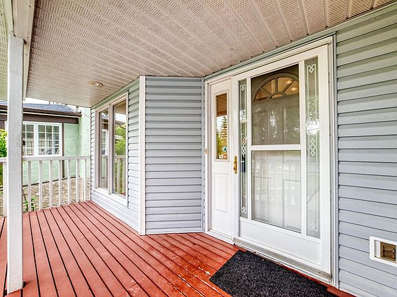 4th image of 9130 77th Ave NW