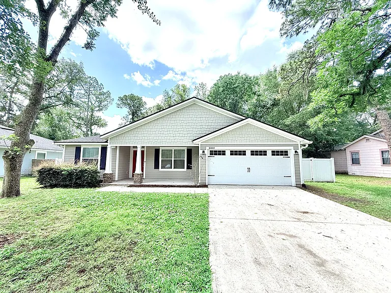 6822 McMullin St — Photo 1