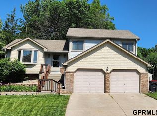 4141 N 21st St, Lincoln, NE 68521