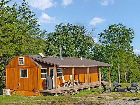 4th image of 1094 Camp Clark Hill