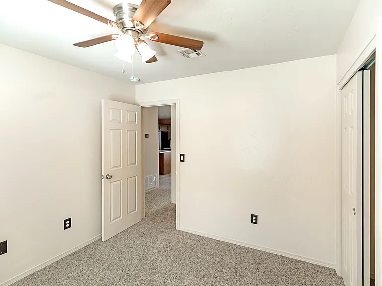 2637 Las Alturas Ct — Photo 23