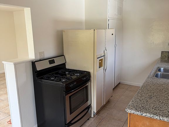 5th image of 15231 Acre St #D