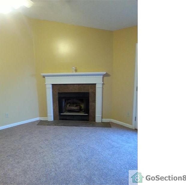 2nd image of 6973 Lakeview Dr