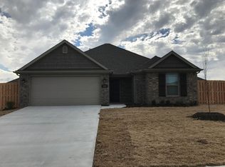 300 Genoa Way, Centerton, AR 72719