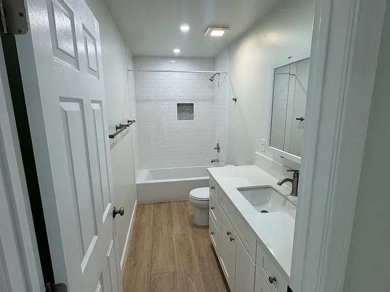 11313 Groveside Ave — Photo 15