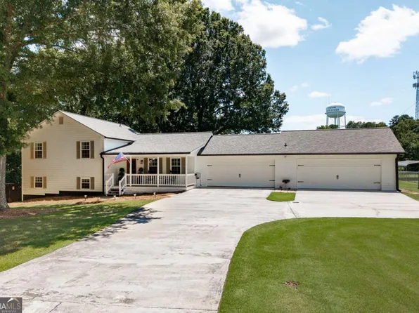 483 Whispering Oaks Dr, Statham, GA 30666
