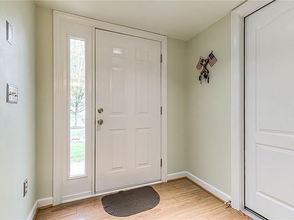 5th image of 21033 Millridge St