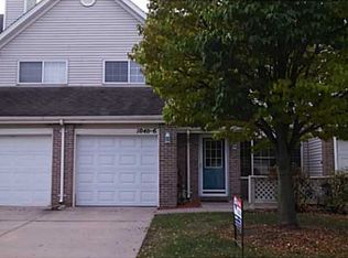1040 68th St UNIT 6, West Des Moines, IA 50266