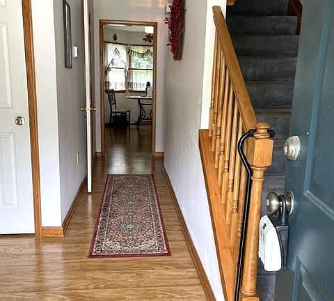 3rd image of 110 Milhollan Dr