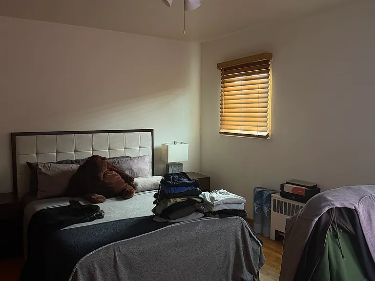 6745 N Olmsted Ave #2F — Photo 3