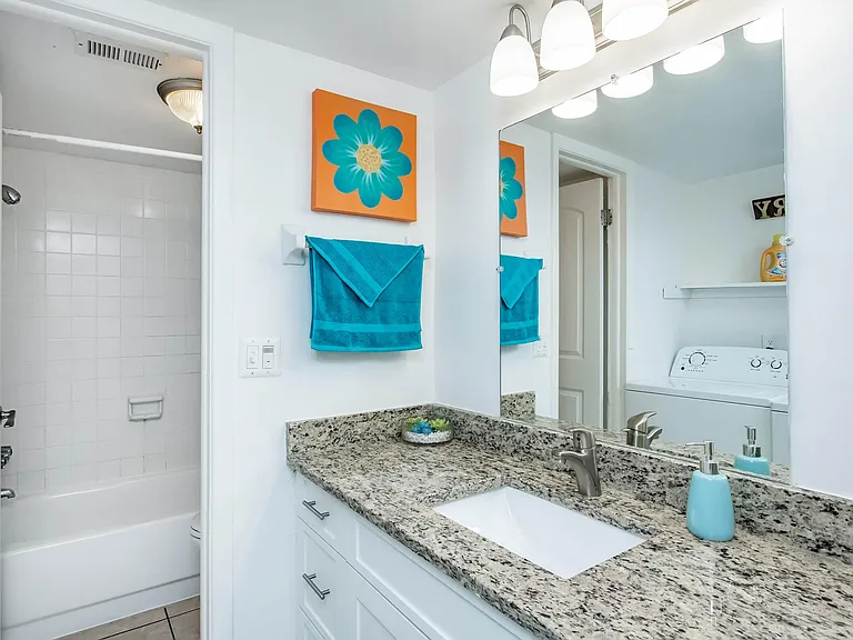 Urban Place Apartments — Photo 54