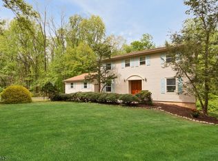 5 Edward Cir, Montville, NJ 07045
