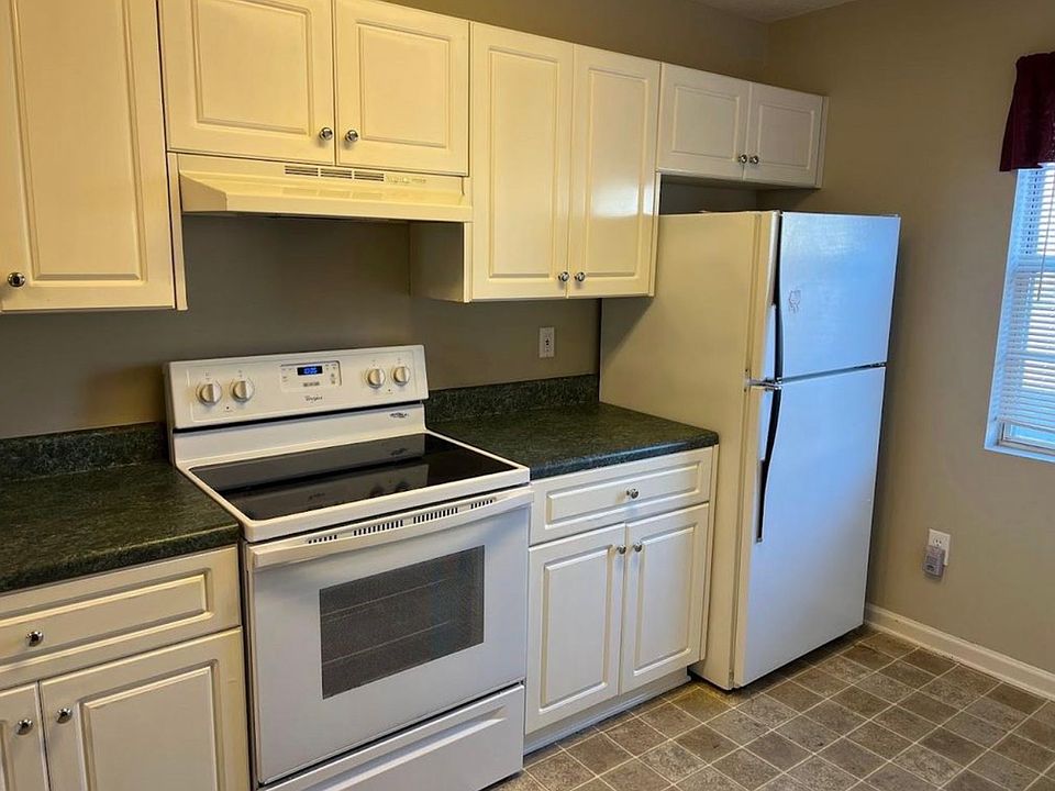 1st image of 4740 Brookwood Dr