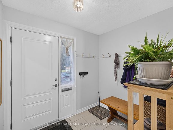 4th image of 163 McClintock Way