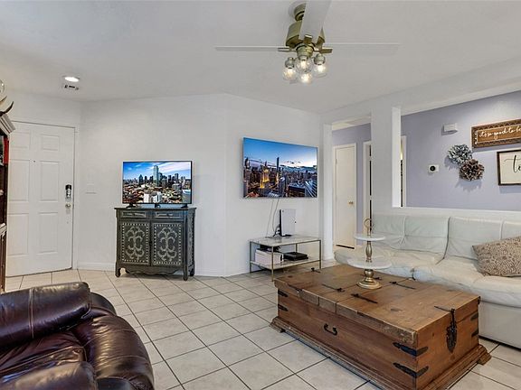 4th image of 8709 Hidden Pines Ave
