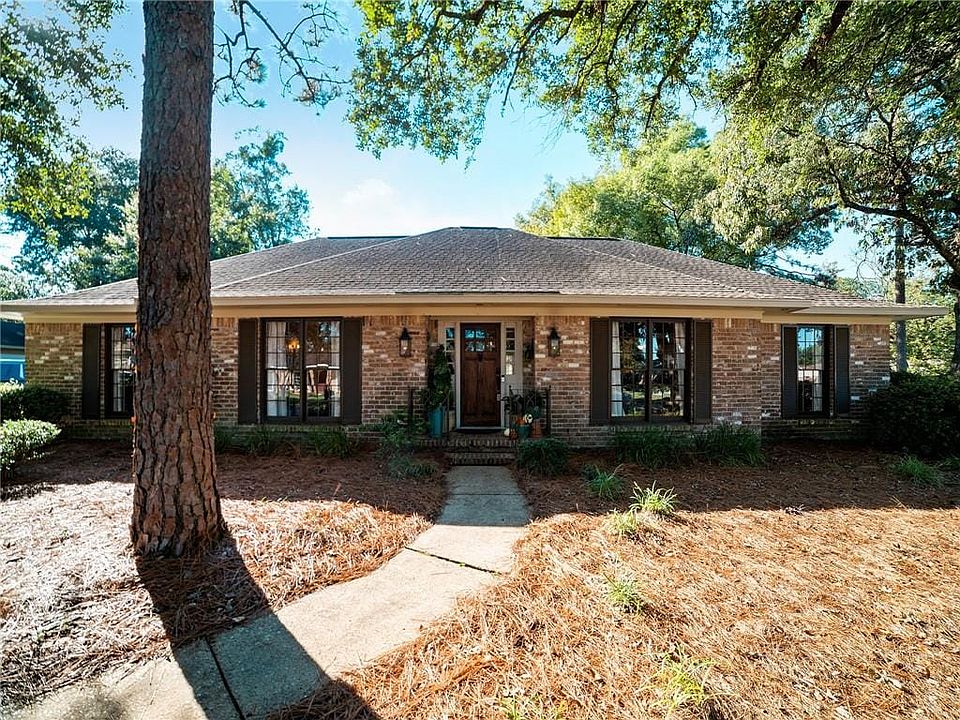 View of ranch-style house
