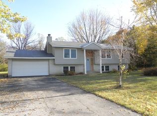 10636 Ridge Ln, Marengo, IL 60152