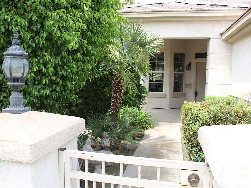 2nd image of 80444 Muirfield Dr