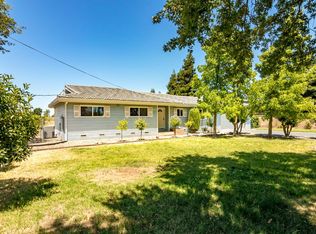 11201 E Live Oak Rd, Lodi, CA 95240