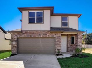 200 Laura Leigh Ln, Angleton, TX 77515