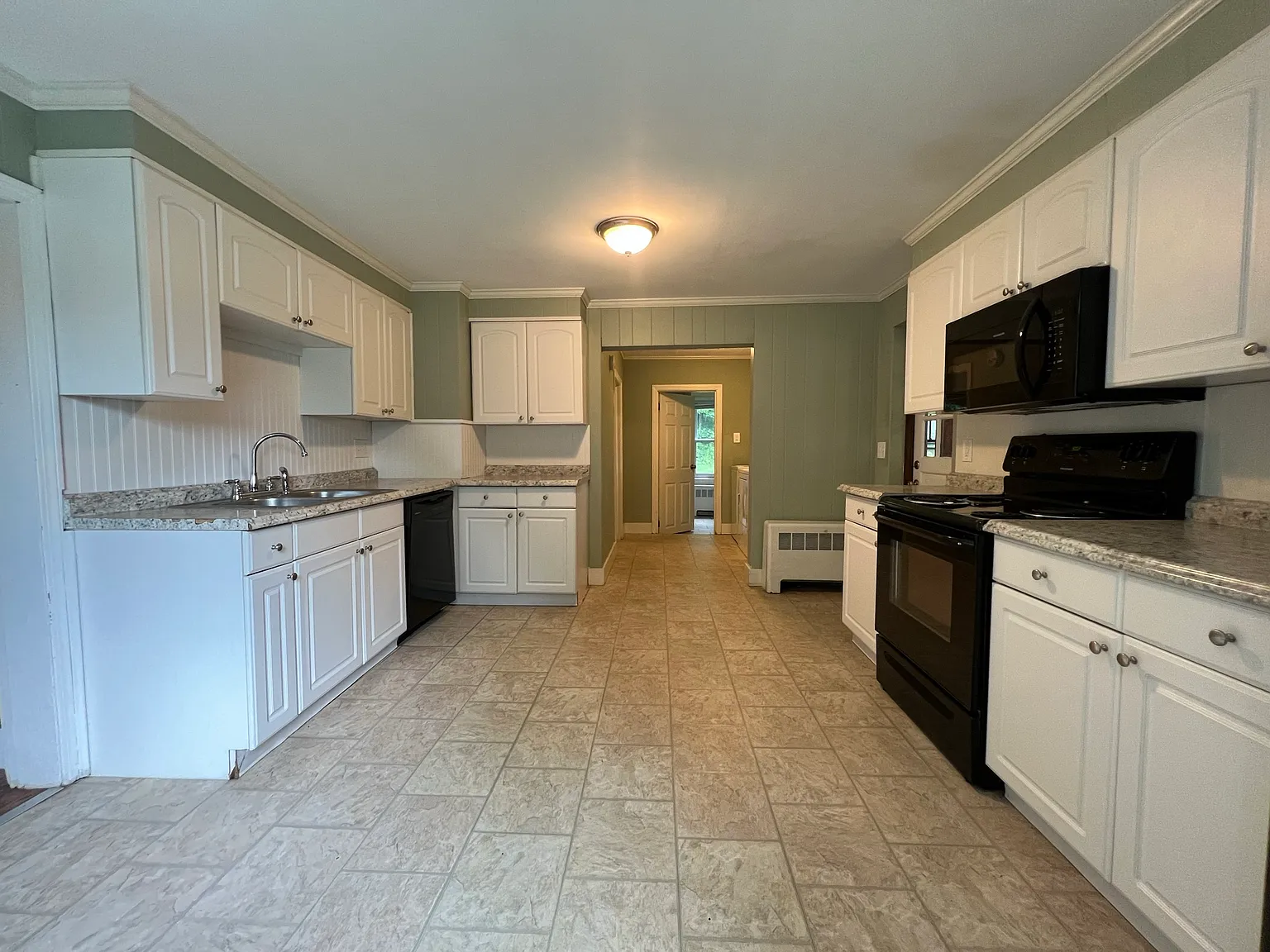 180 Amherst Road - 1 — Photo 2