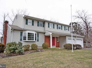 126 Mountain View Rd, Ewing, NJ 08560