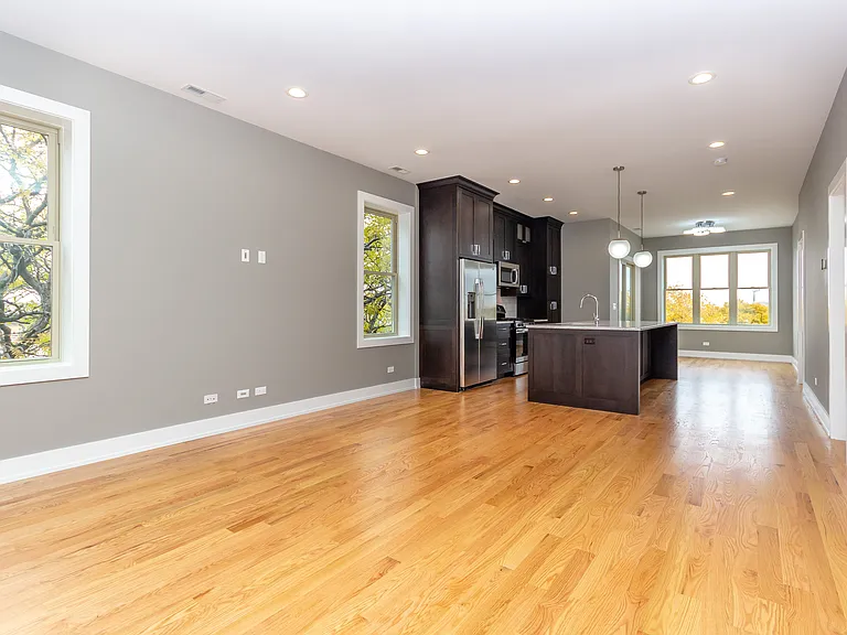 3459 W Belmont Ave #4F — Photo 8