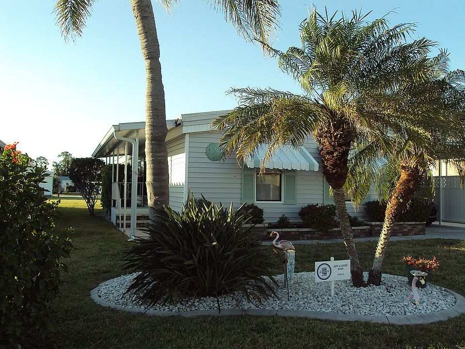 1st image of 735 Fairmount Dr