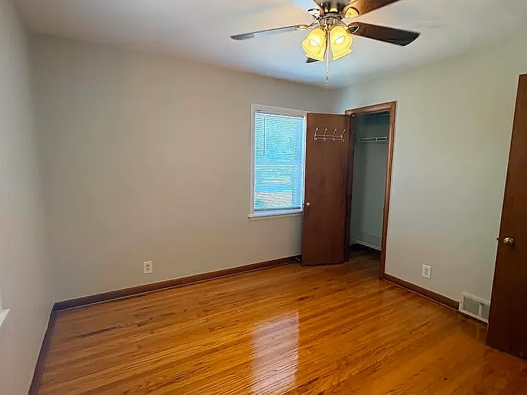 3815 Nanz Ave — Photo 33
