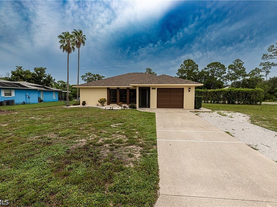 1st image of 25572 Fenner Cir