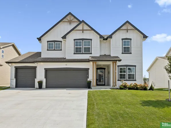 9561 S 184th Ave, Omaha, NE 68136