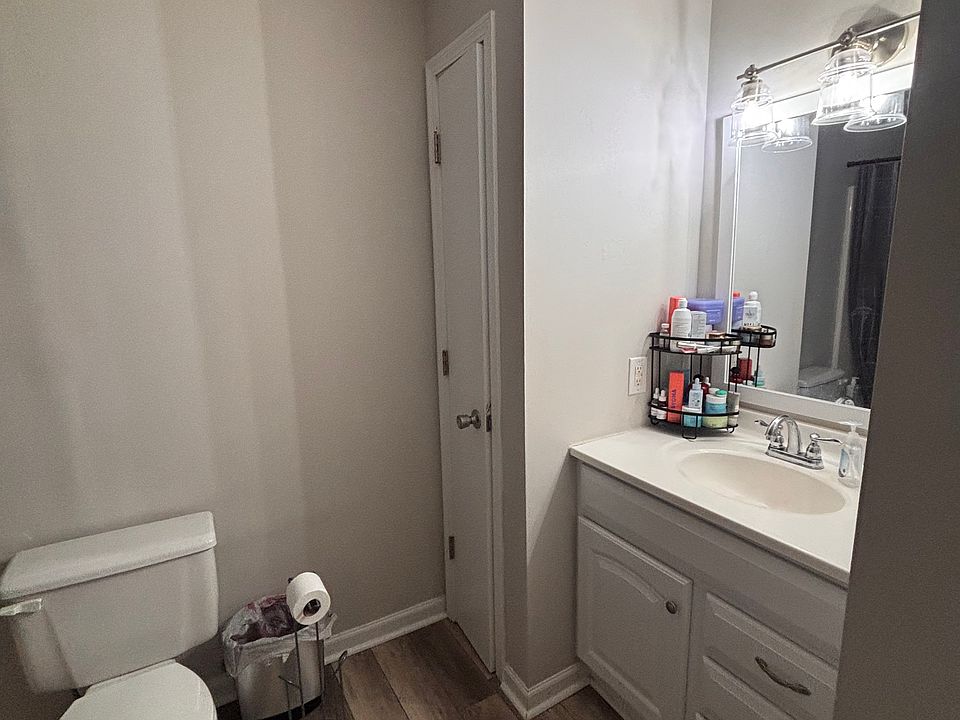 1st image of 3230 E John Hinkle Pl