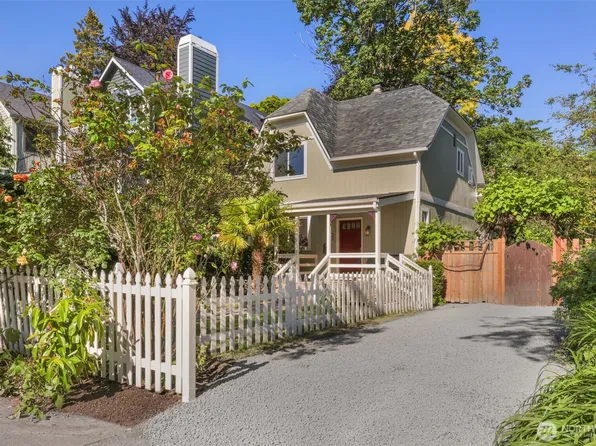 502 32nd Avenue, Seattle, WA 98122