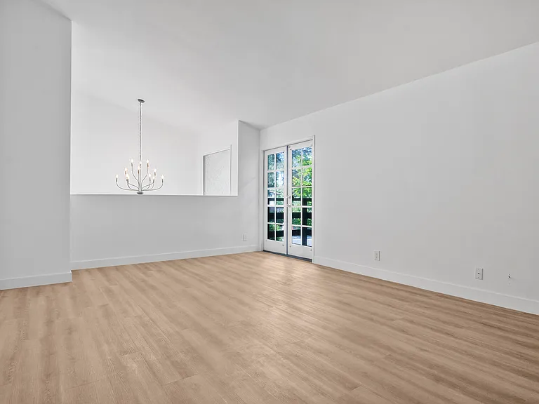 8 Aspen Way — Photo 20