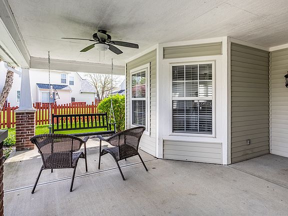 4th image of 11215 Sanabria Dr
