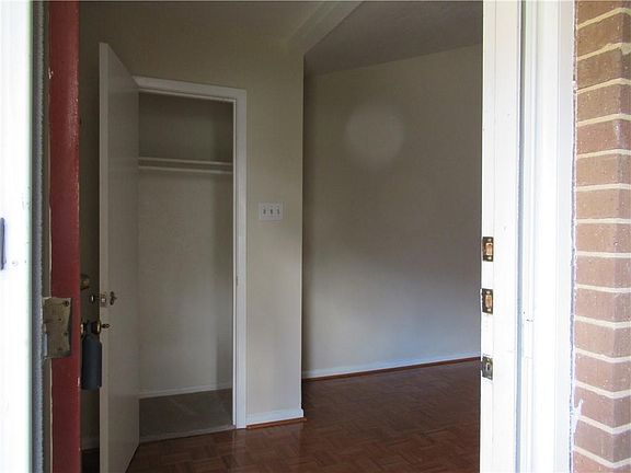 3rd image of 8205 Stillwood Ln