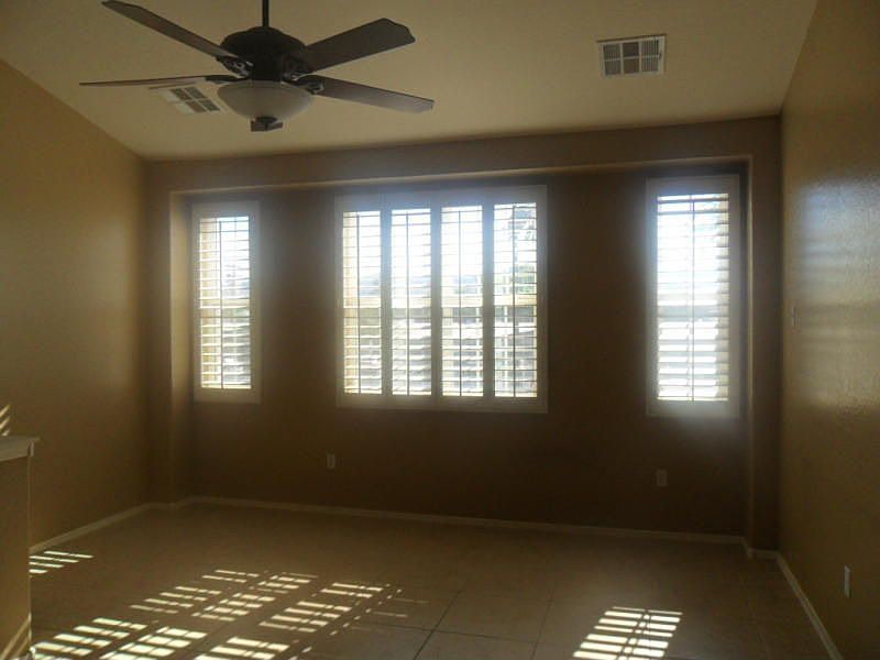 2nd image of 2213 E Huntington Dr