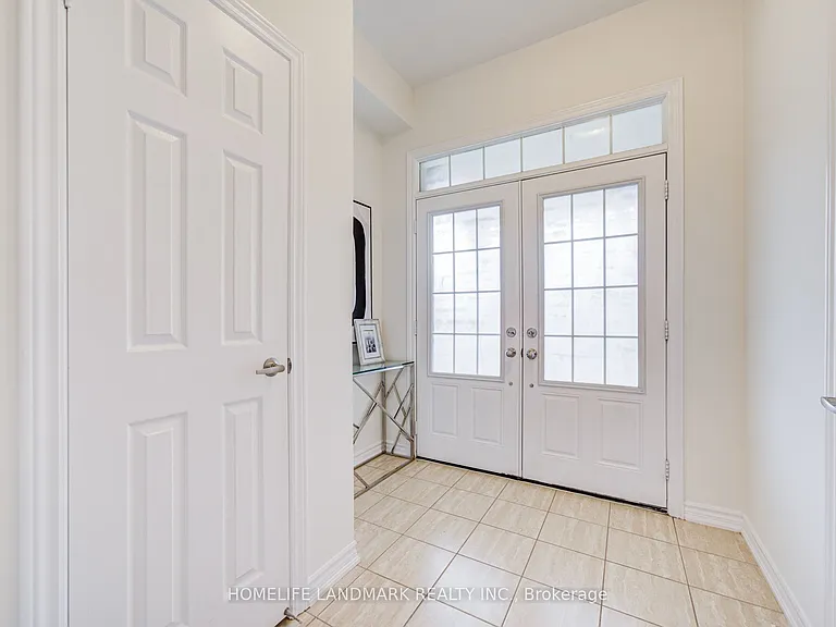 30 Garrardview St — Photo 5
