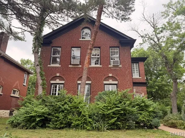 6133 Waterman Blvd, Saint Louis, MO 63112