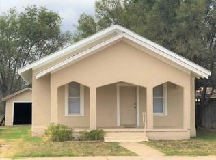 506 Rock Island Ave, Dalhart, TX 79022