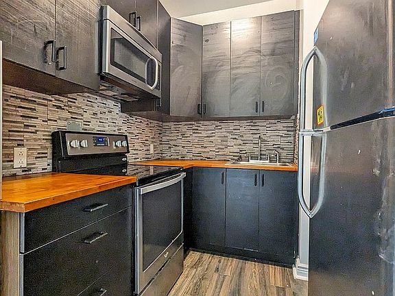 5th image of 1246 Pacific St #3A