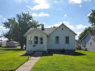 931 S Beaumont Rd, Prairie Du Chien, WI 53821