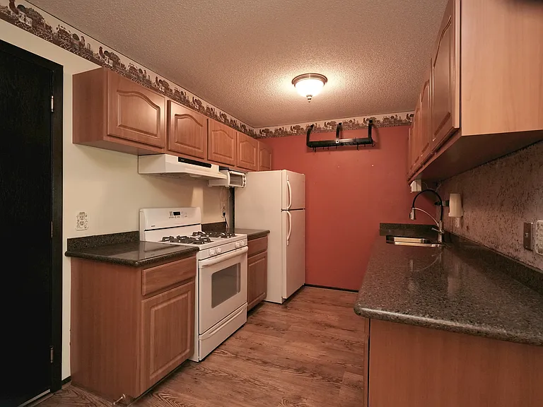 1601 N Innsbruck Dr #319 — Photo 4