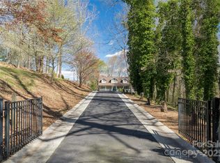 8172 Summit Ridge Dr, Catawba, NC 28609
