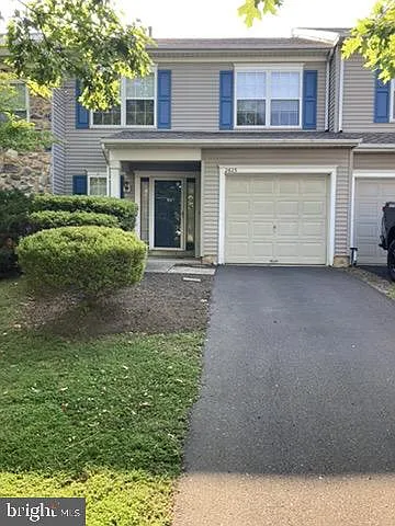 3 bed, 2.5 bath, 1676 sqft, $2,750 — Photo 3